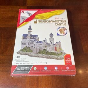 Neuschwanstein Castle 3D Puzzle New Sealed